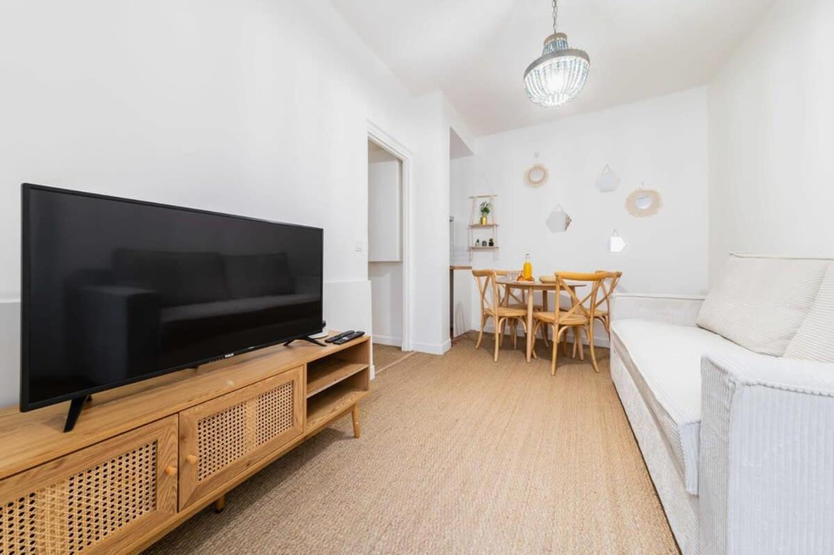 Jolie 2 Pieces 35M2 Bien Equipee 4P - Paris 20 - Flat-Guest Leilighet Eksteriør bilde